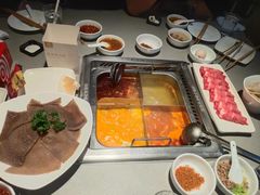 -海底捞火锅(银泰中心店)