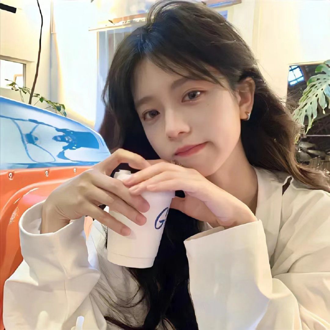 清新简约女头像