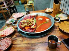 -老街·稳拈老火锅(海椒市店)