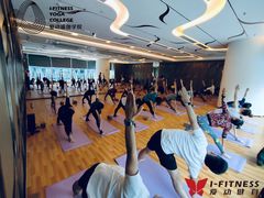 -W Fitness 威尔仕健身(北京英皇集团中心店)
