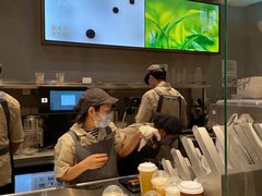 -喜茶(北京华贸购物中心店)