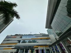 -东荟城名店仓