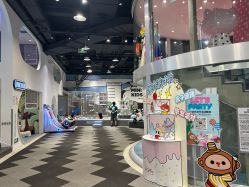 -MINI MARS 脚下的城市乐园·餐饮·派对(静安江宁店)