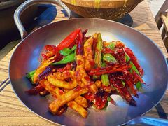 宫爆板筋-毛辣果·酸