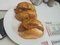 特色猪扒包-华星冰室(湾仔店)