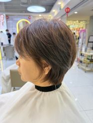 -虫二·专注健康烫染沙龙