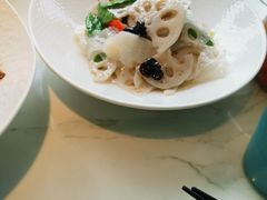 -荷塘秋月·本帮江浙菜(国权路店)