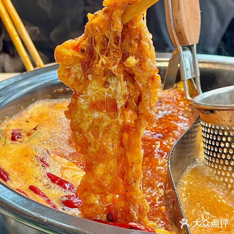 你可以永远相信淑芬的螺狮粉锅底 炸蛋绝了！