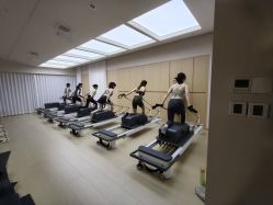 -亦美瑜伽·普拉提