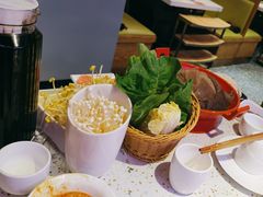 -渝悦花田·大骨火锅(尚贤居店)