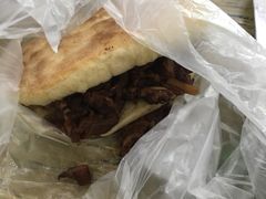 火烧夹肉-清真-戏楼王记牛肉面