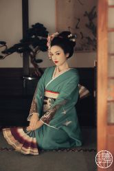 点击看大图 -持熹光年写真体验馆