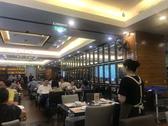 大堂-麦当劳(宝山大厦店)