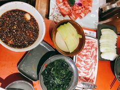 -谭鸭血老火锅(龙湖宝山天街店)