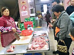 -标记美食新鲜猪杂(兴南大道店)