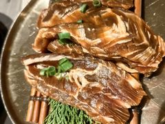 特味肥牛-草家酱蟹炭火烤肉店(珲春南路一店)