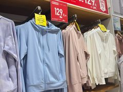 -优衣库(上海金桥国际商业广场店)