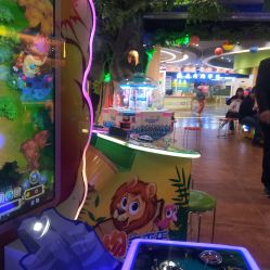 -菲菲羊乐园(临平银泰城店)