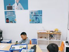 -斯坦星球AI编程·机器人科创·科学实验·信奥·思维·STEM·积木拼搭·竞赛考级(浦东联洋广场大拇指龙阳御桥中心)