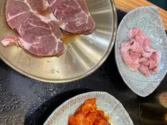 -臻牛烤肉