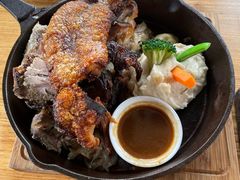 -LENBACH兰巴赫西餐啤酒坊(大连东港店)