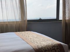 -成都龙之梦瑞峰国际酒店