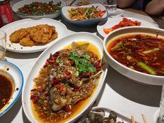 招牌蒜爆鱼-杨氏青龙虾·羊蝎子(金盛路总店)