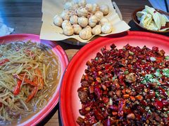 -半步颠小酒馆(繁花中心)