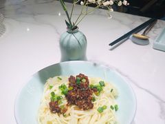 特色小面（红油）-乔阿马·江南味·驴肉香(龙湖华泾天街店)
