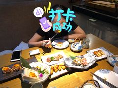 -樱町三味日本料理(城乡世纪广场店)
