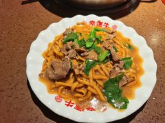 湿炒牛河-幸运牛汕头小黄牛牛肉火锅(梅林店)