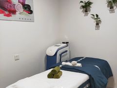 -喜艾堂艾灸馆(世贸天阶店)