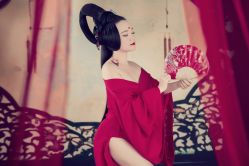 -盘子女人坊古装写真摄影(厦门总店)