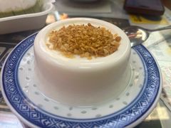 -广信牛奶甜品世家(台东店)