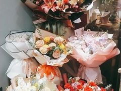 -弗劳尔花艺坊(龙涛店)