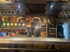 -麦凯伦烧烤·精酿超级工厂店(金桥总店)