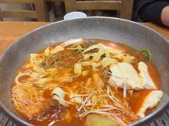 -喇喇排骨火锅·传统韩式脊骨汤(望京西园总店)