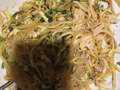 -关东小磨东北菜(上海长风大悦城店)