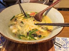 -芸南道·过桥米线(昆明老街旗舰店)