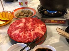 -鲜入围煮花胶鸡海鲜火锅