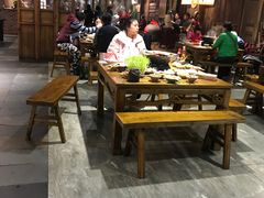 -白乐天毛肚火锅馆(南滨路店)