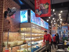 面包甜点陈列柜-让签签飞小郡肝串串香(春熙路形象店)
