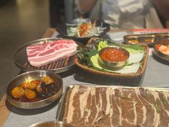 -草家酱蟹炭火烤肉店(珲春南路一店)