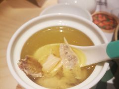 -老乡鸡(上海白玉兰广场店)