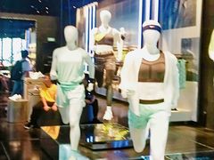 -NIKE品牌体验店(南京东路店)