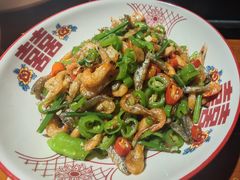 -琥珀老六龙虾(四里河店)