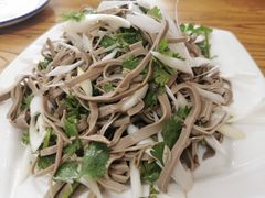 -溢心园香河肉饼总店