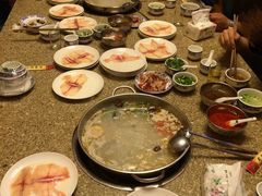 -龙继斑鱼庄(犀浦店)
