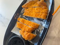 馋嘴炸猪排-馋三尺蟹粉小笼(人民广场店)