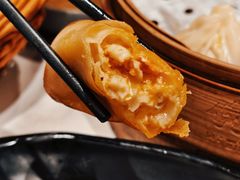 黄鱼蟹粉春卷-馋三尺蟹粉小笼(人民广场店)